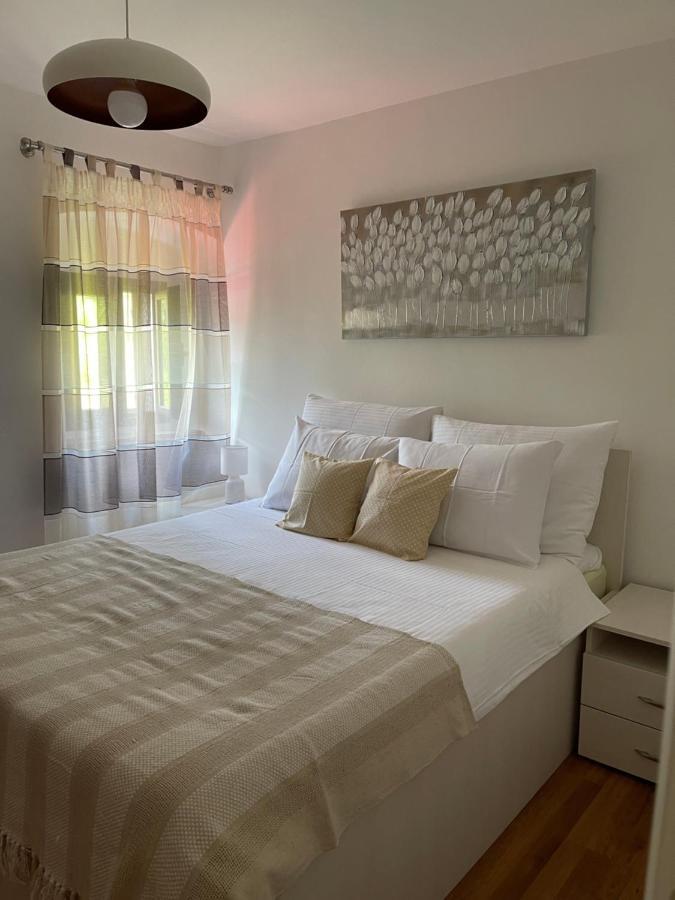 Villa Kuca Kod Fajdara à Vele Mune Extérieur photo